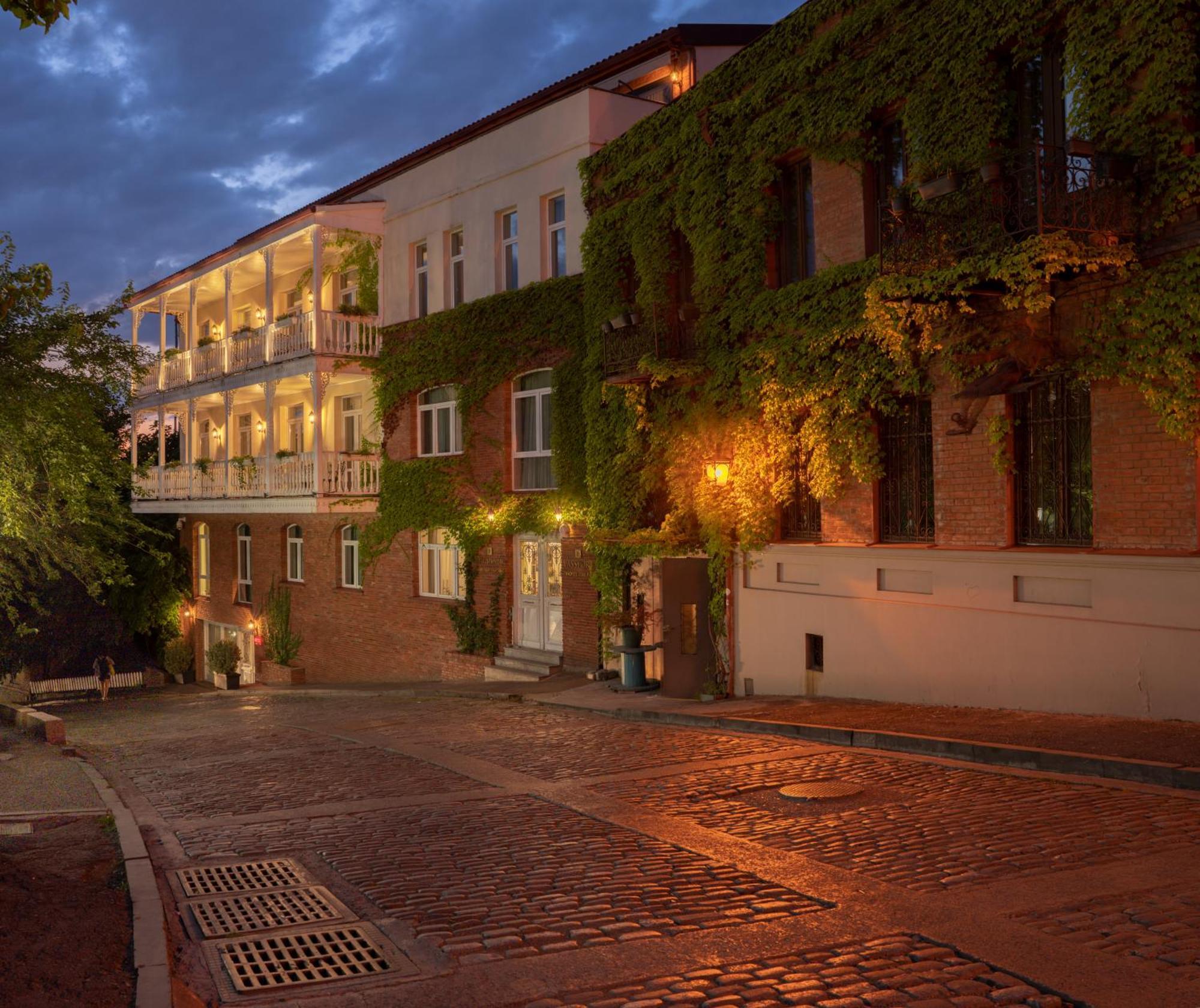 Hotel Passport Tbilisi Zewnętrze zdjęcie